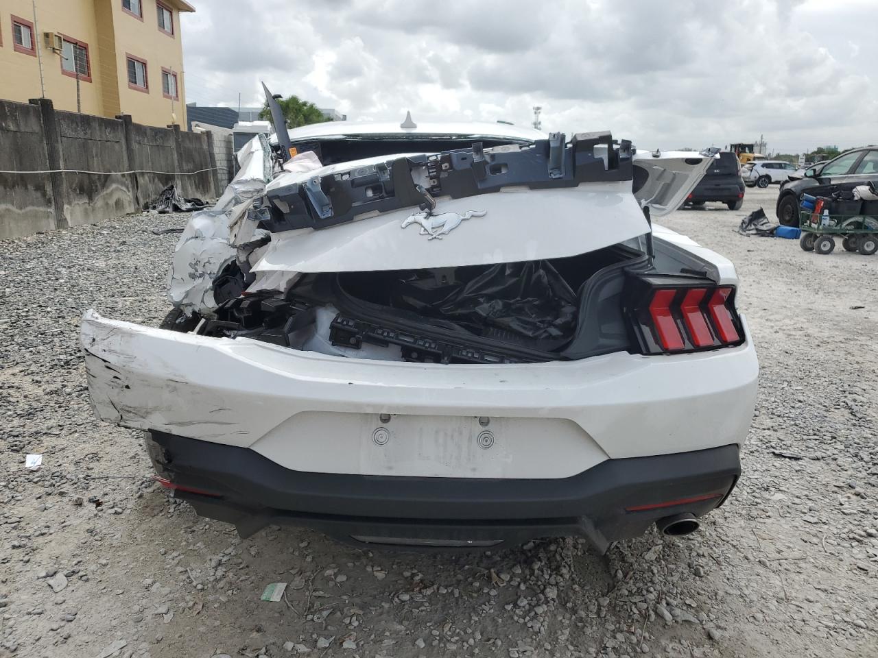 2024 Ford Mustang VIN: 1FA6P8TH9R5131133 Lot: 64958855