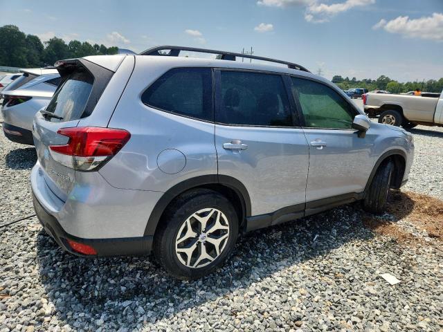  SUBARU FORESTER 2022 Silver