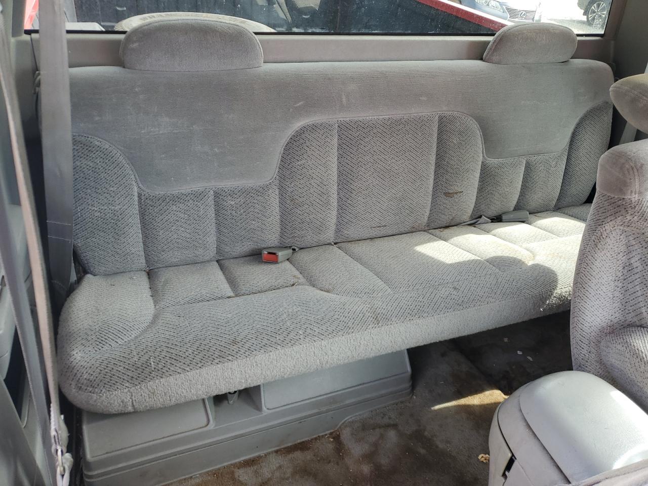 1998 Chevrolet Gmt-400 K1500 VIN: 1GCEK19R4WE137834 Lot: 64205595