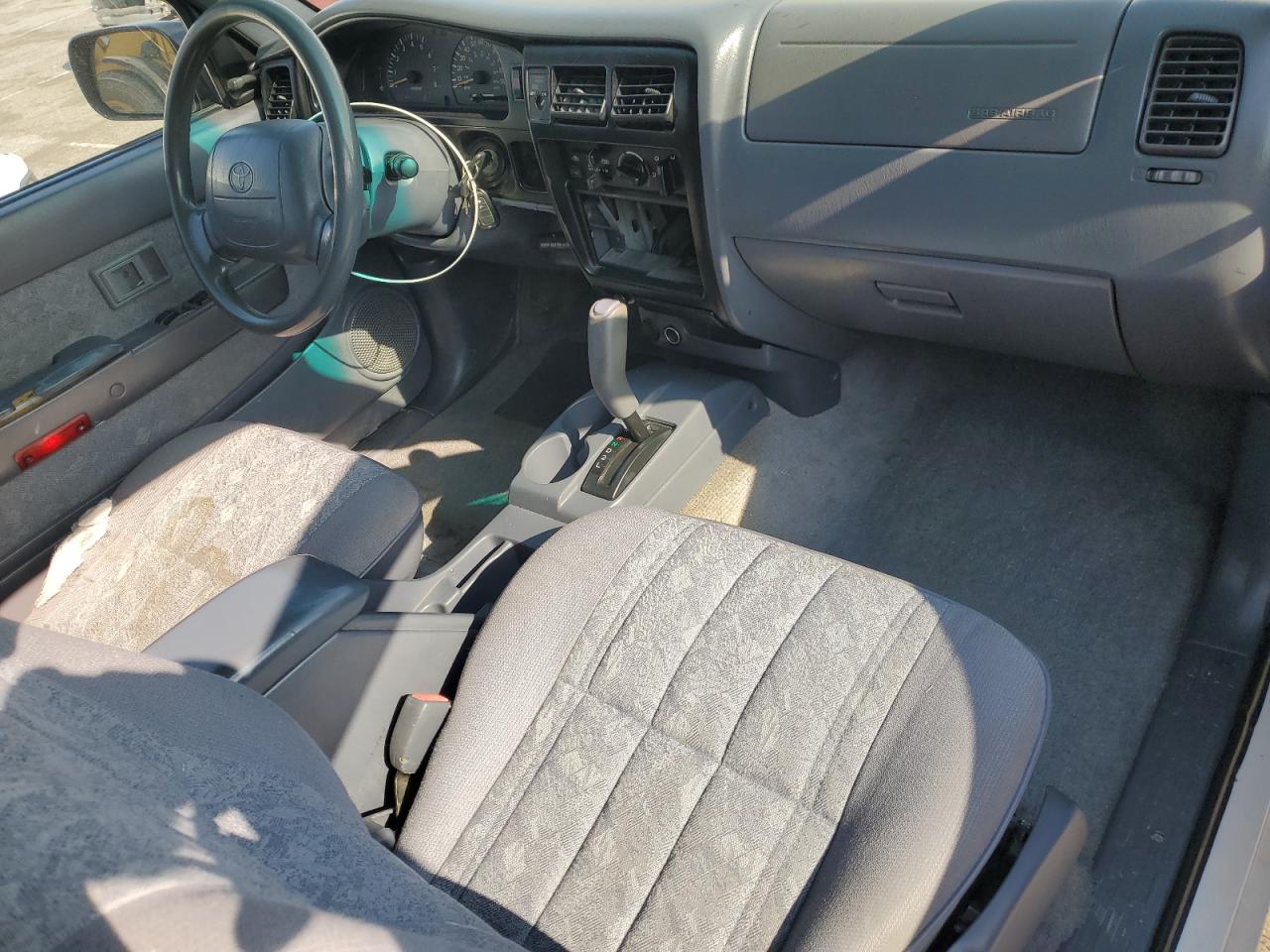 2000 Toyota Tacoma Xtracab Prerunner VIN: 5TESN92N3YZ696470 Lot: 65285025