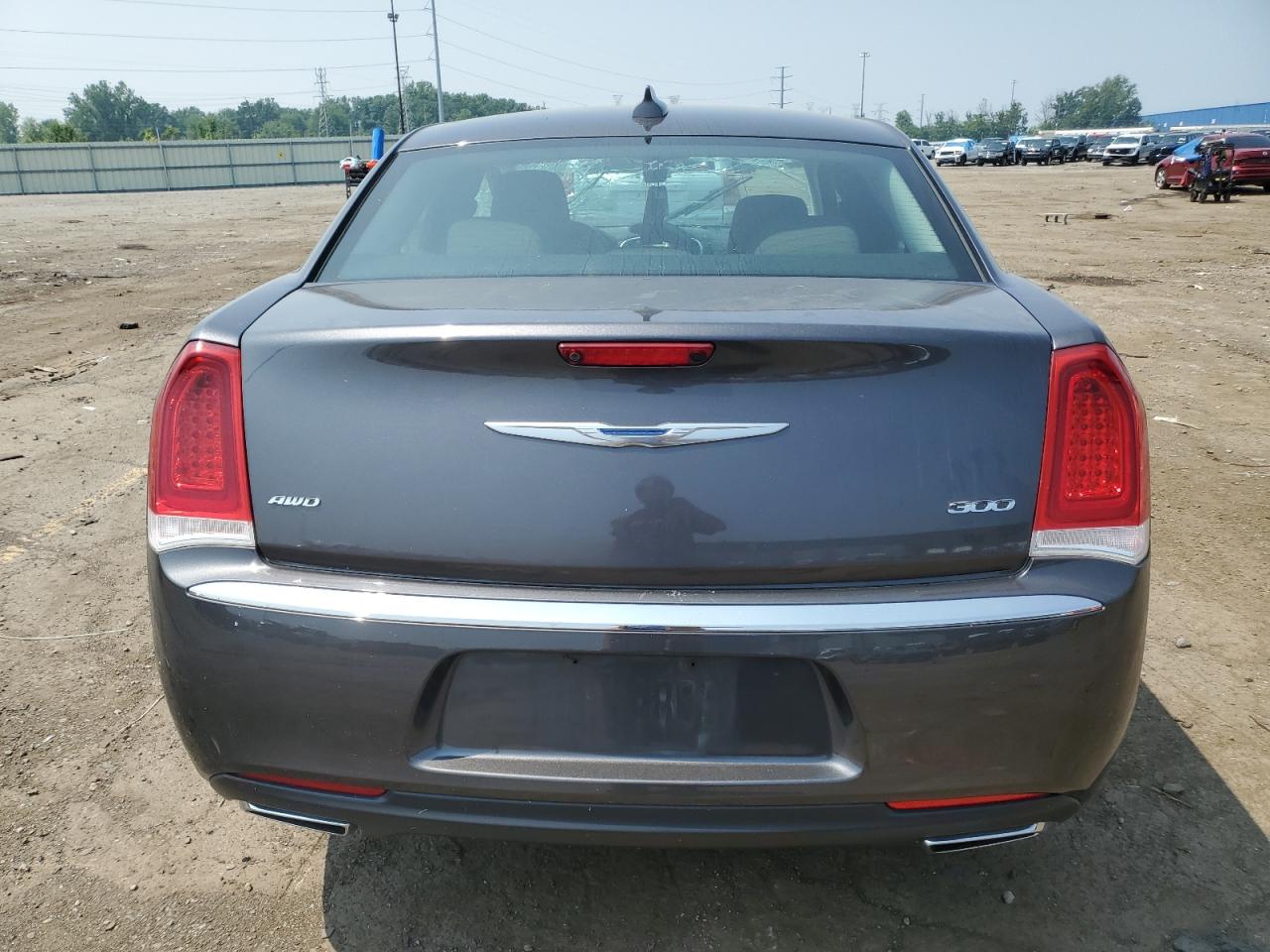 2018 Chrysler 300 Touring VIN: 2C3CCARGXJH160902 Lot: 64808385