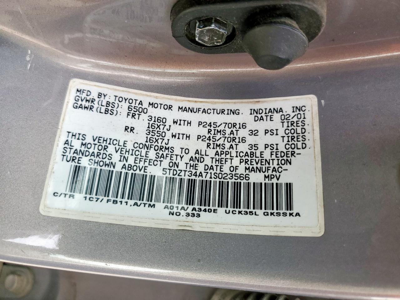 2001 Toyota Sequoia Sr5 VIN: 5TDZT34A71S023566 Lot: 65318125