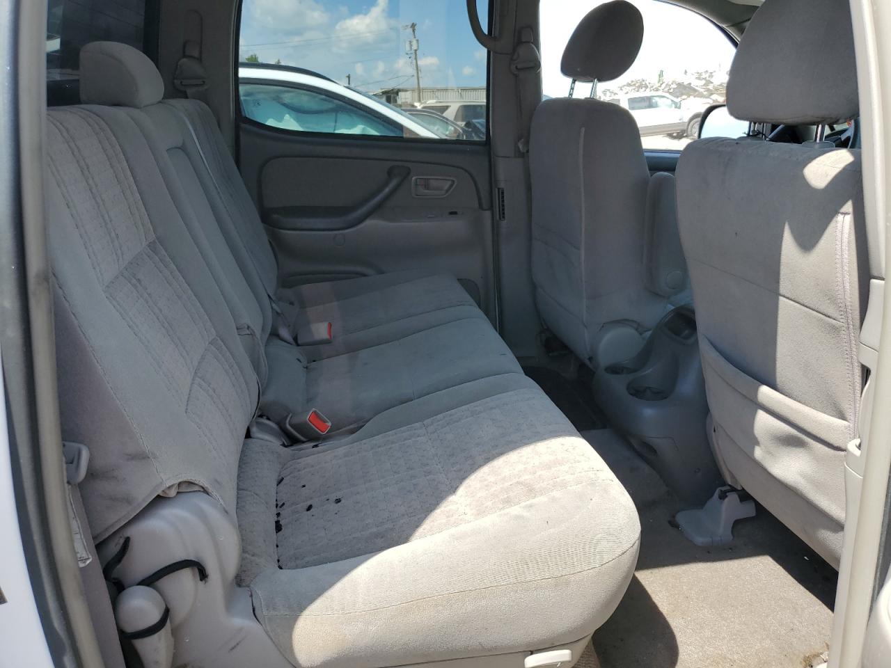 2005 Toyota Tundra Double Cab Sr5 VIN: 5TBDT44145S470421 Lot: 65425405