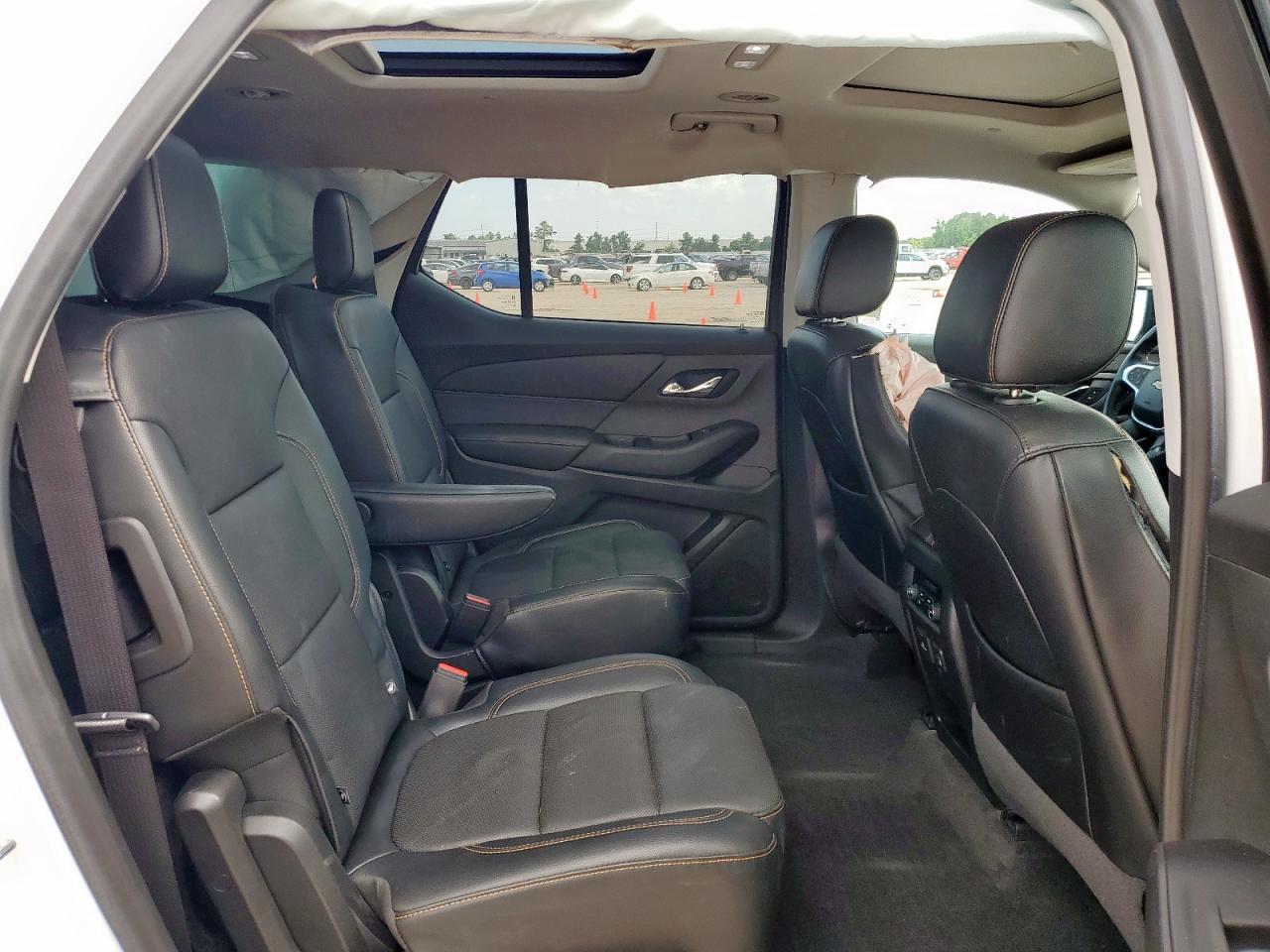 2018 Chevrolet Traverse Premier VIN: 1GNERKKW2JJ274179 Lot: 65075625