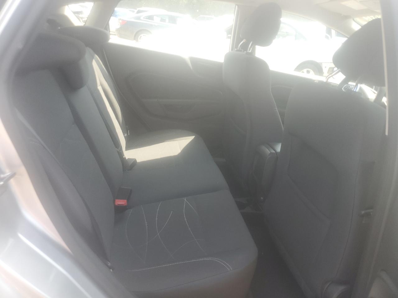 3FADP4EJ8HM142665 2017 Ford Fiesta Se