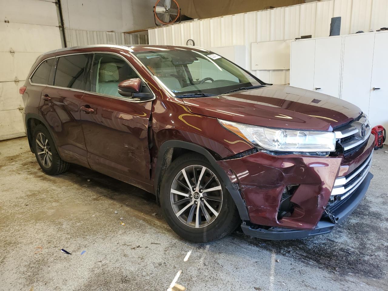 5TDJZRFH2JS903129 TOYOTA HIGHLANDER 2018