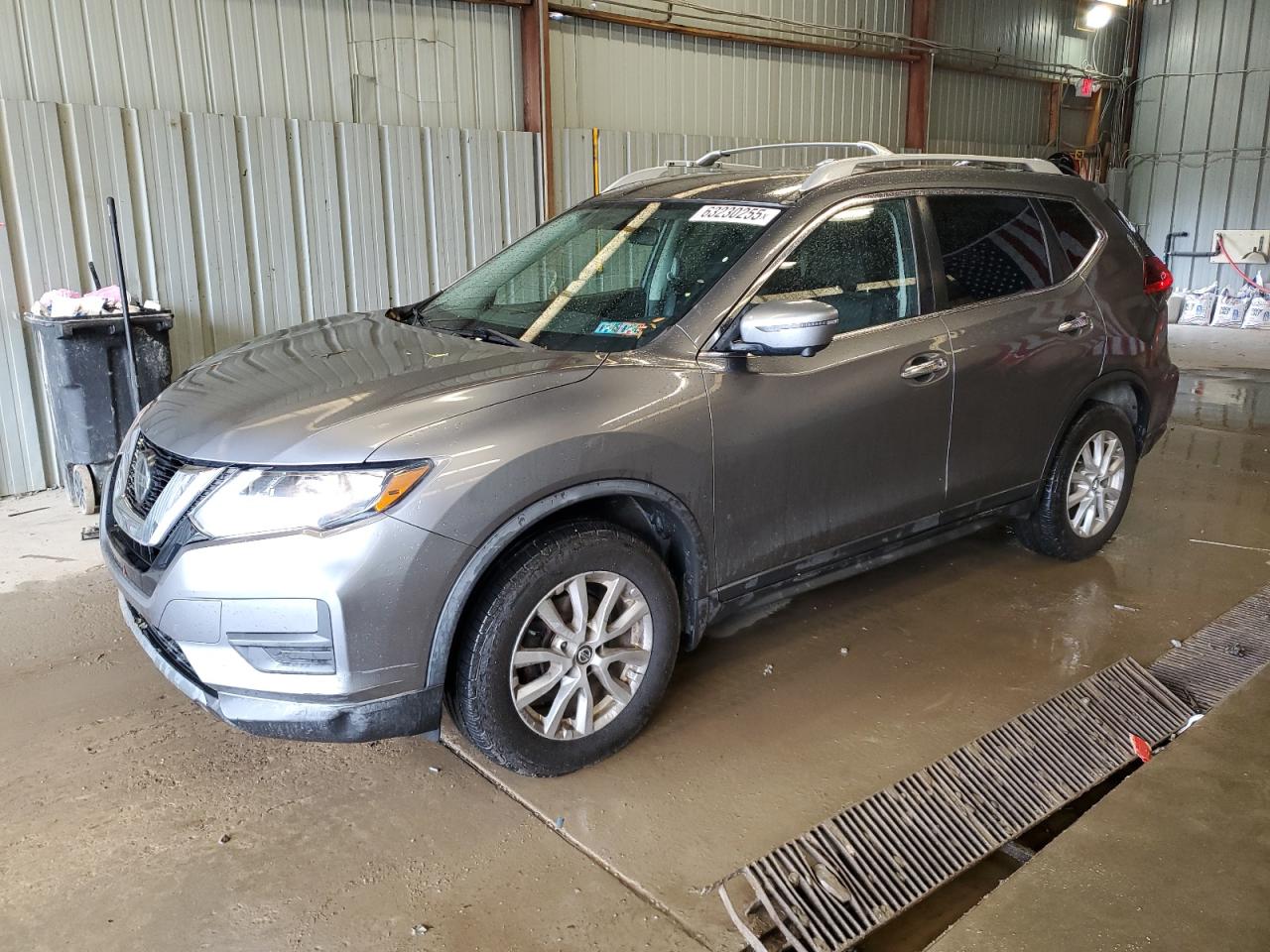 KNMAT2MV8JP586985 NISSAN ROGUE 2018