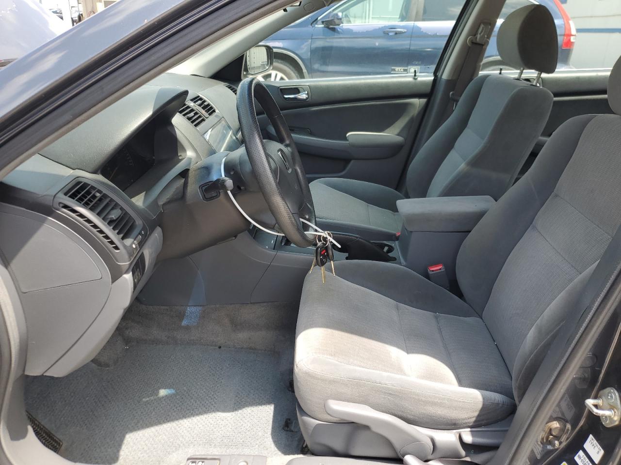 2005 Honda Accord Lx VIN: 3HGCM56455G711481 Lot: 65182585