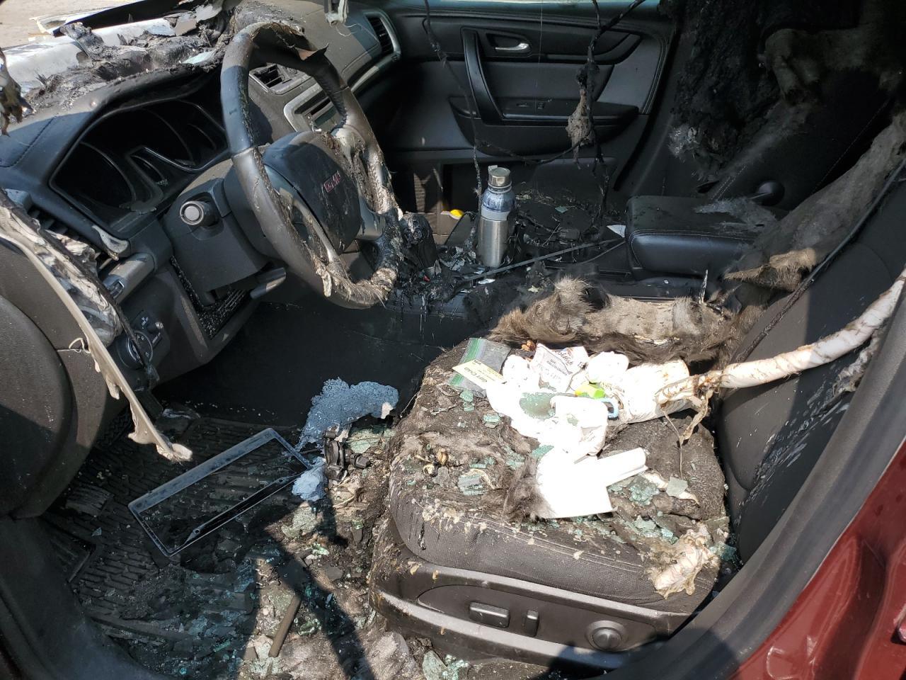 1gkkvpkd3gj228909 1GKKVPKD3GJ228909 2016 GMC Acadia Sle