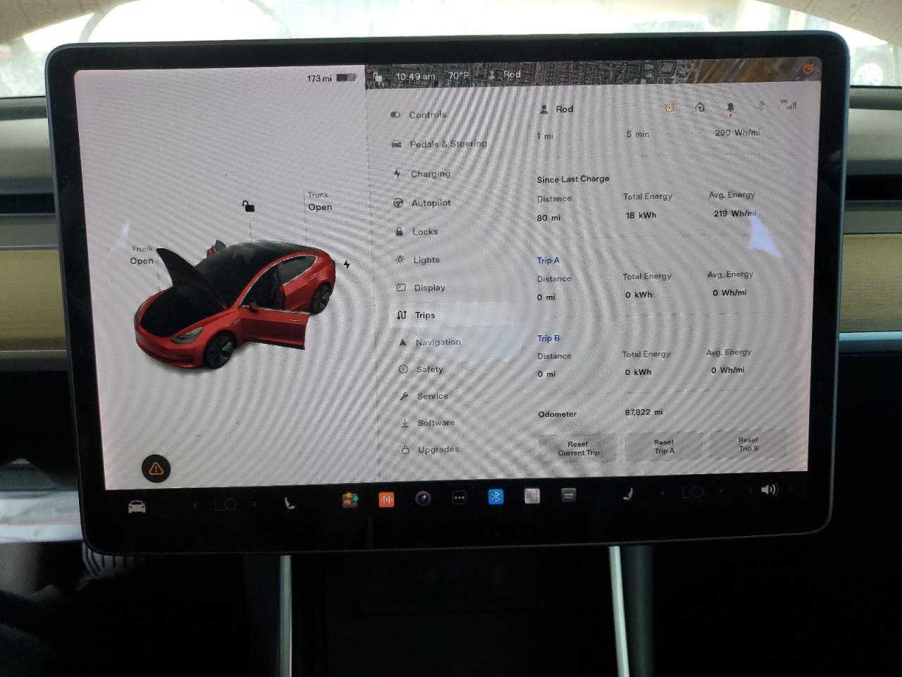 2018 Tesla Model 3 VIN: 5YJ3E1EAXJF049196 Lot: 65216645