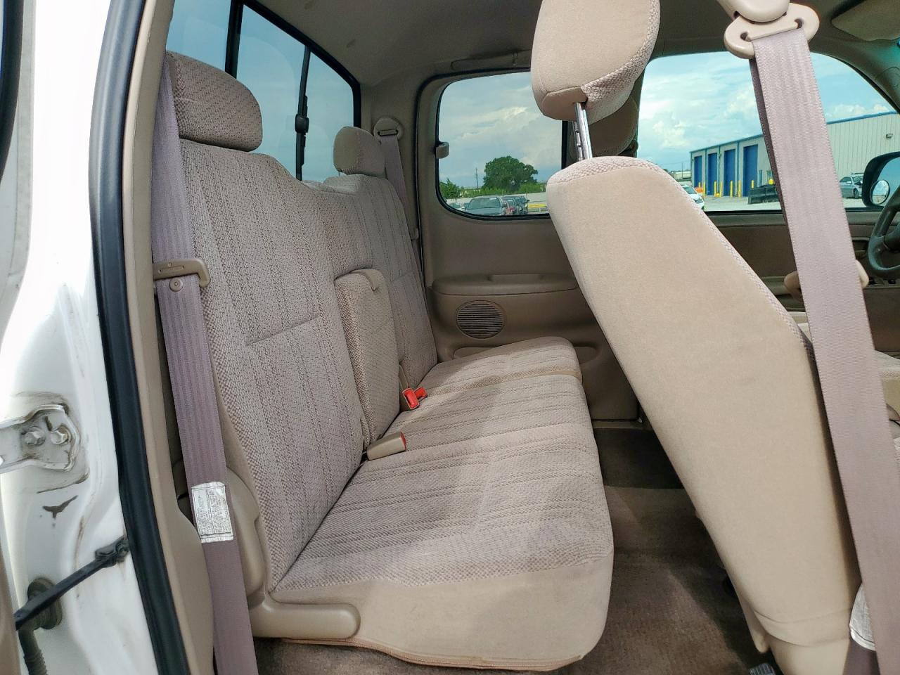 2000 Toyota Tundra Access Cab VIN: 5TBRT3418YS124795 Lot: 63439475