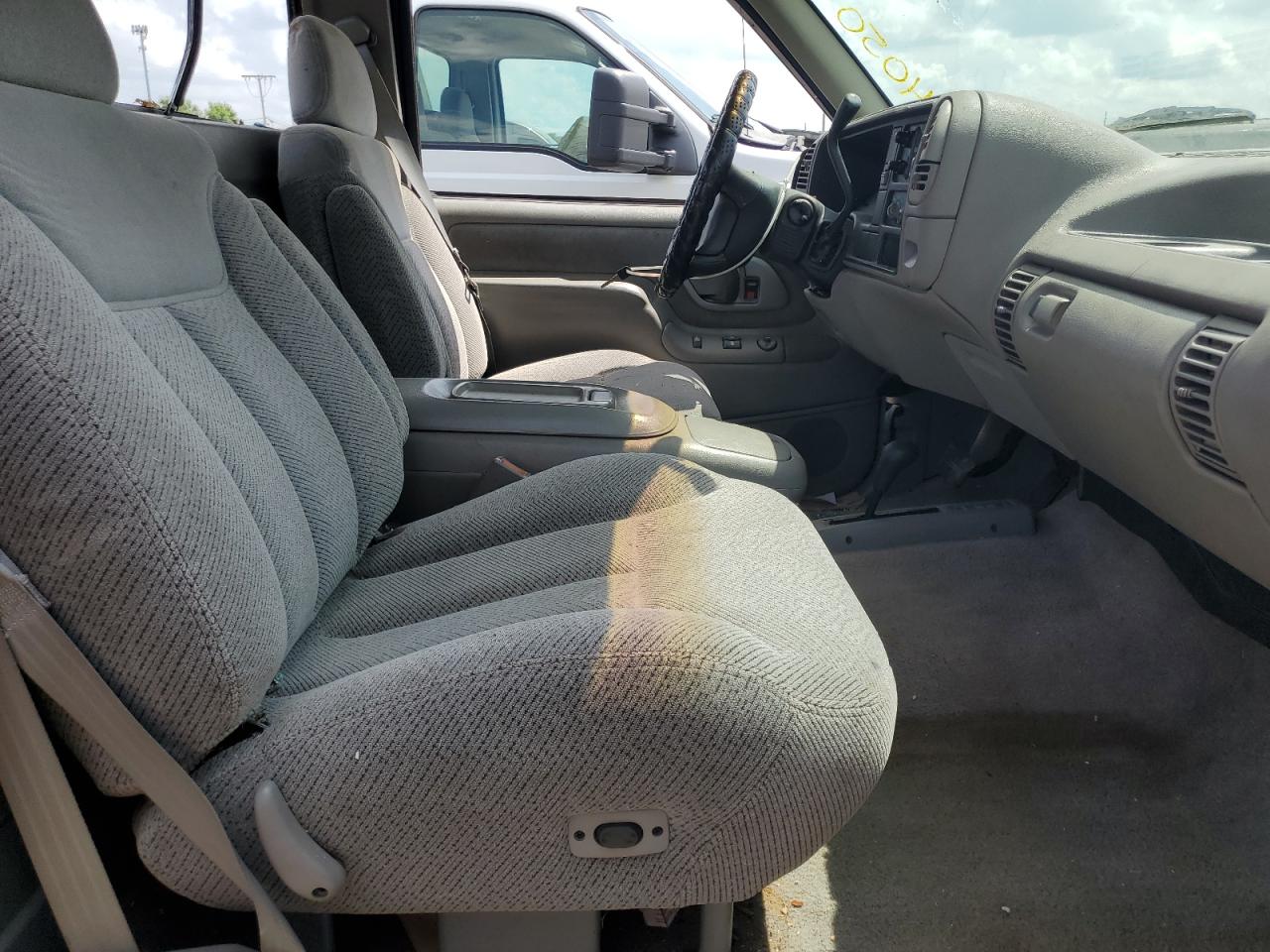 1995 Chevrolet Gmt-400 K1500 VIN: 1GCEK14Z3SZ142243 Lot: 64050495