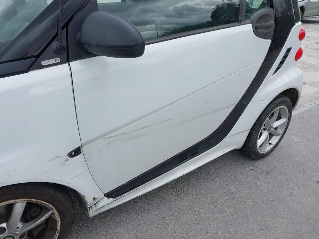 2013 SMART FORTWO COUPE EDITION21