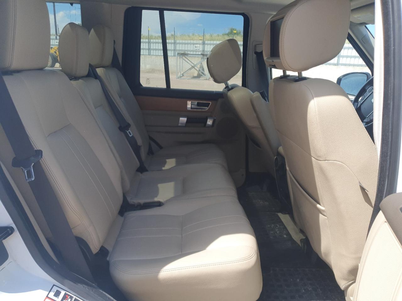 2015 Land Rover Lr4 Hse VIN: SALAG2V66FA744674 Lot: 64454975