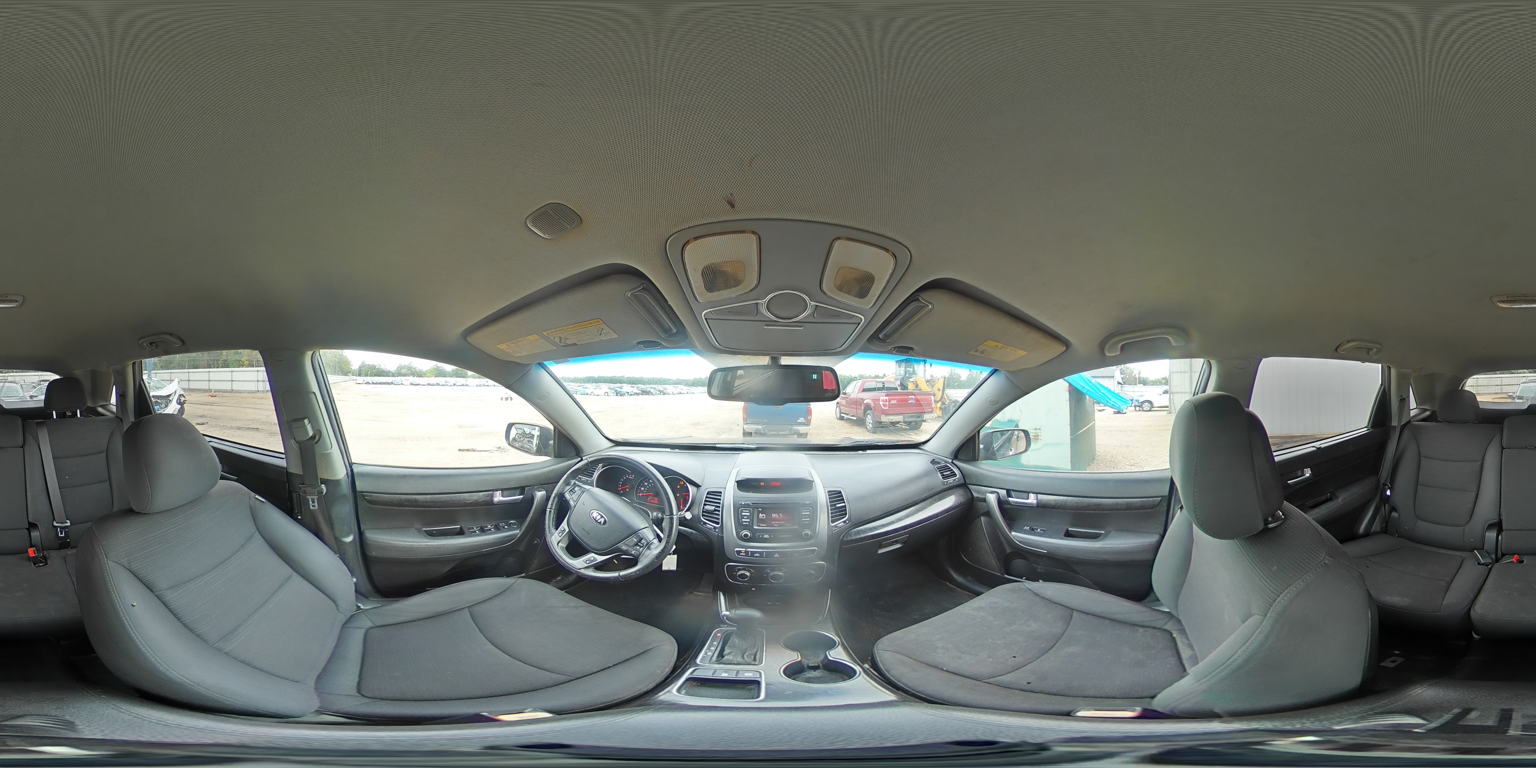 2014 Kia Sorento Lx VIN: 5XYKT3A69EG483767 Lot: 64833325