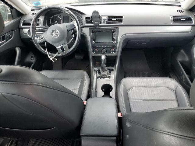 Sedans VOLKSWAGEN PASSAT 2015 Black