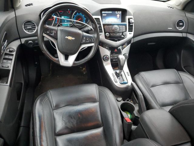 CHEVROLET CRUZE 2015 Czerwony