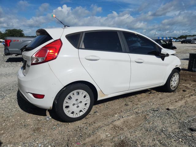  FORD FIESTA 2016 Biały