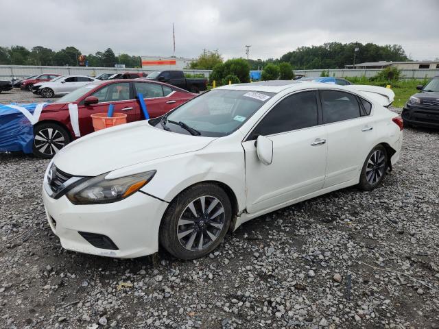  NISSAN ALTIMA 2017 Biały