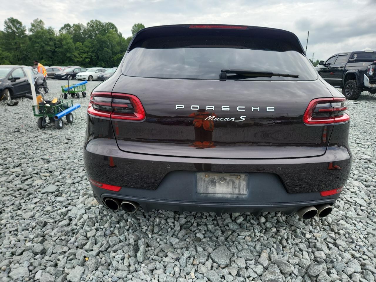 2015 Porsche Macan S VIN: WP1AB2A55FLB71000 Lot: 64401275