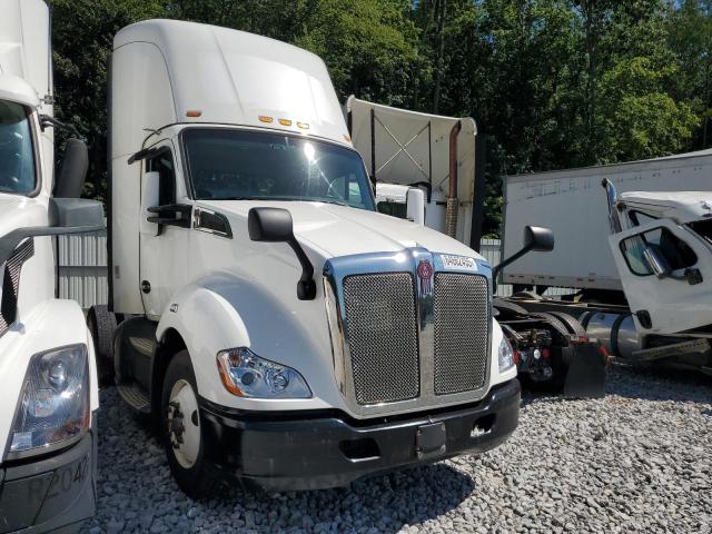 2016 Kenworth Construction T680
