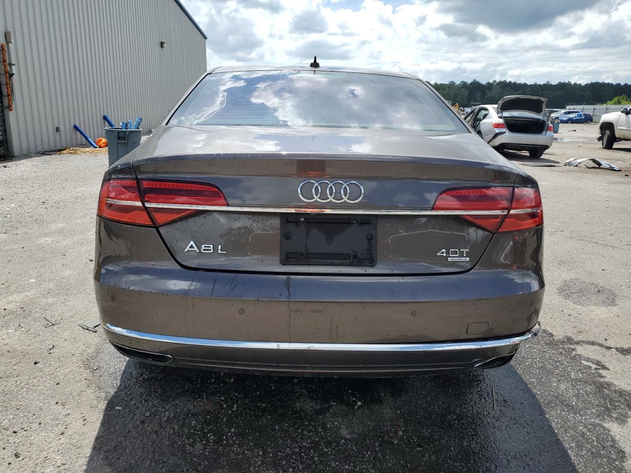 2015 Audi A8 L Quattro VIN: WAU32AFD8FN032811 Lot: 64387185