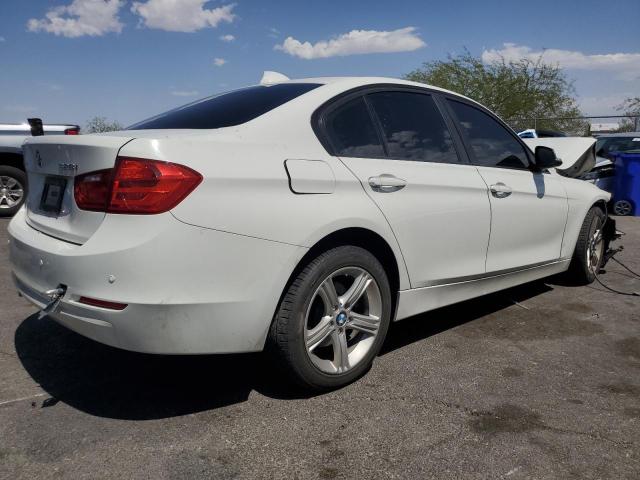  BMW 3 SERIES 2015 Белы