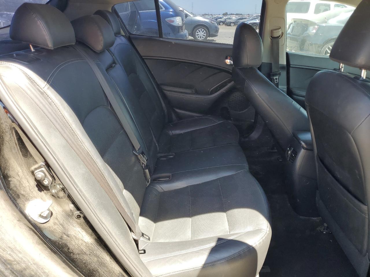 KNAFX5A87G5628719 KIA FORTE 2016