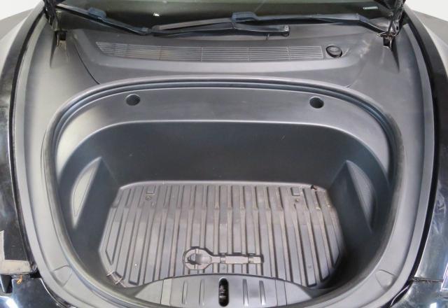  TESLA MODEL 3 2019 Czarny
