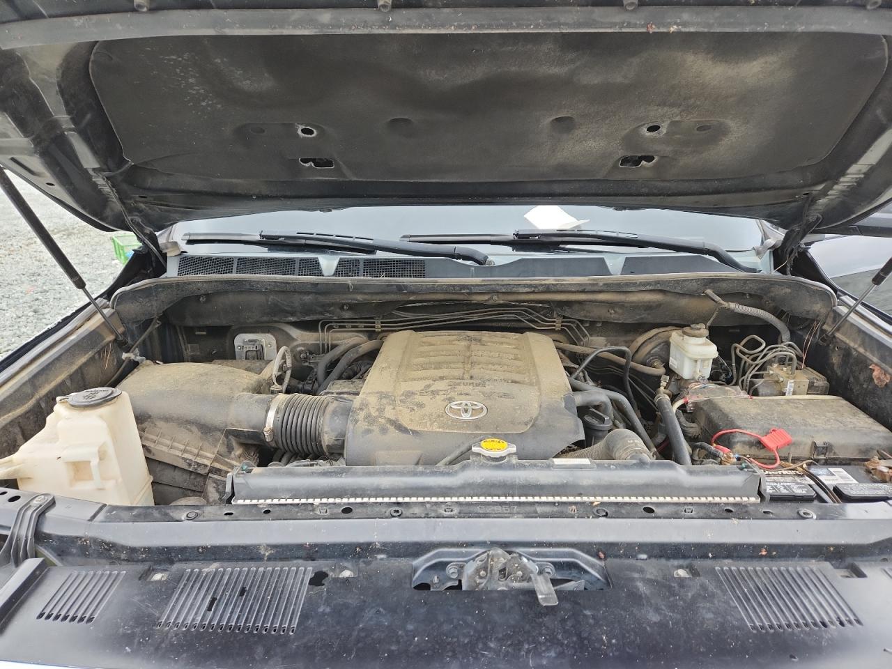 2017 Toyota Tundra Crewmax Sr5 VIN: 5TFDW5F16HX592522 Lot: 63625715