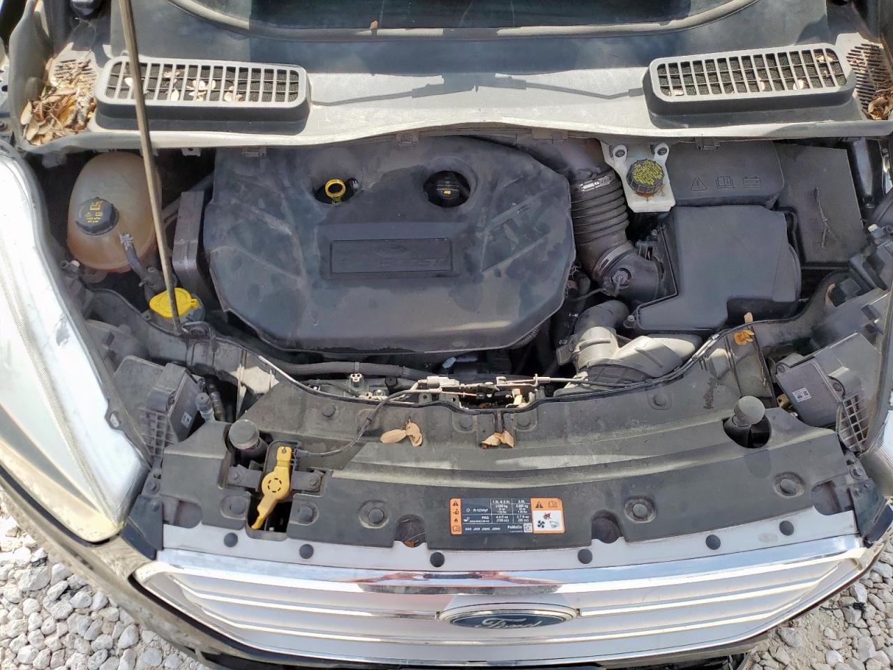 1FMCU0J95HUA32098 FORD ESCAPE 2017