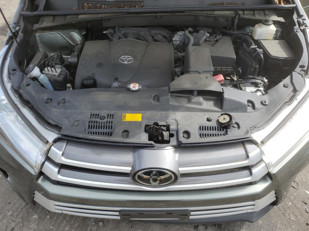 2019 Toyota Highlander Se VIN: 5TDJZRFH7KS955339 Lot: 64365925