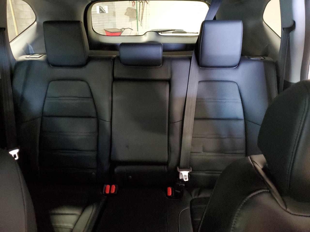 2018 Honda Cr-V Touring VIN: 7FARW2H95JE012947 Lot: 64779925