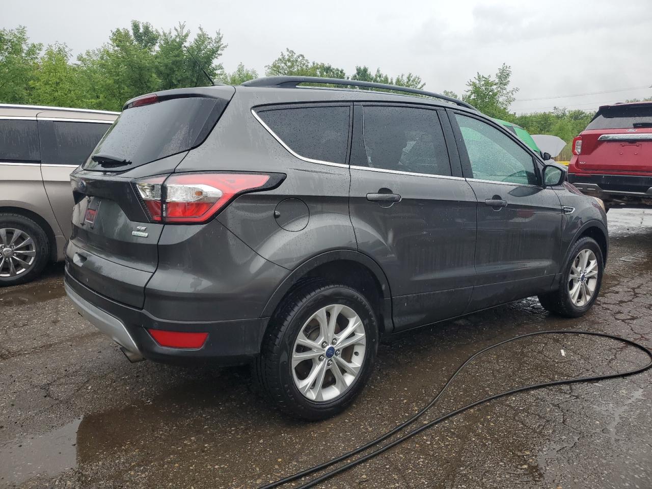 1FMCU0GD2JUA75282 FORD ESCAPE 2018
