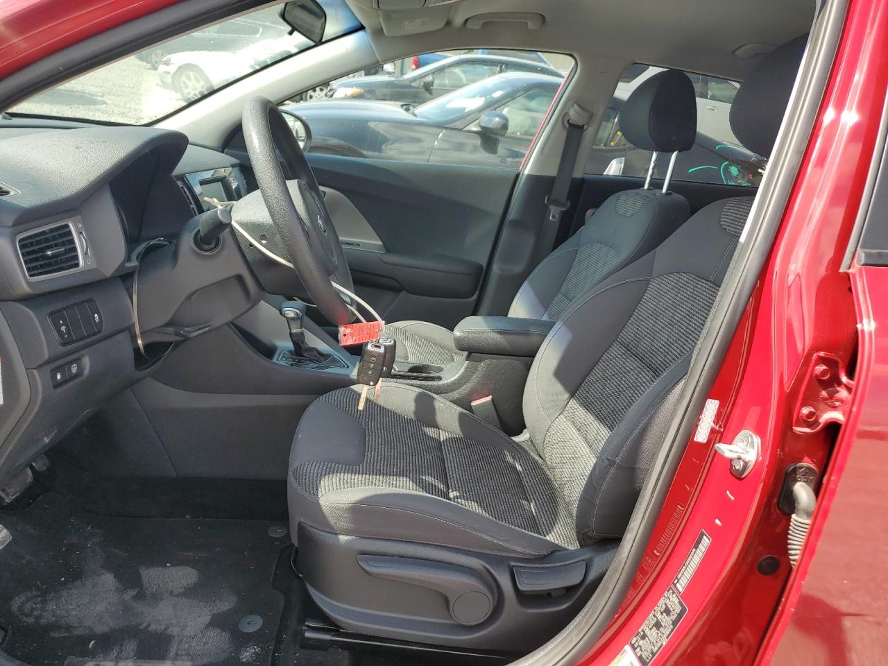 2017 Kia Niro Fe VIN: KNDCB3LC1H5060379 Lot: 64011835