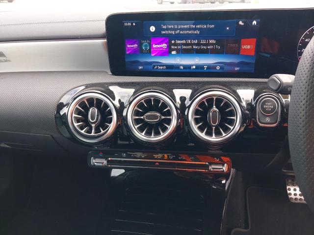 2024 MERCEDES BENZ CLA 200 AM