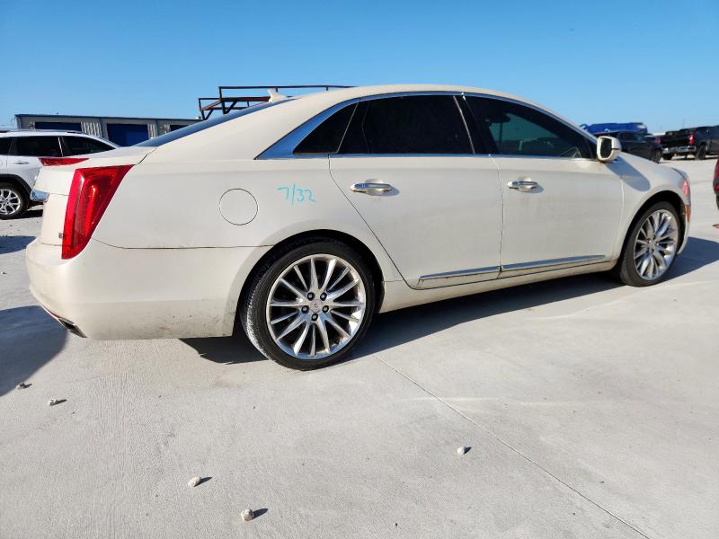  CADILLAC XTS 2013 White