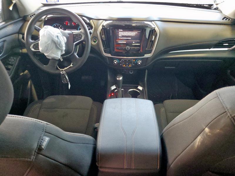  CHEVROLET TRAVERSE 2020 Серый