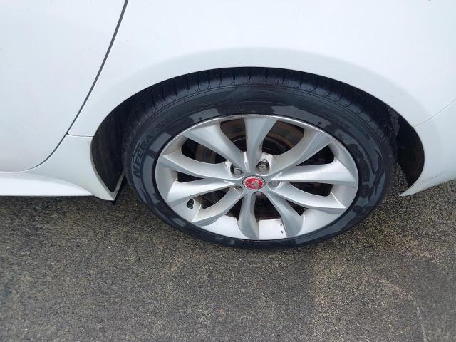 2016 JAGUAR XF R-SPORT D 