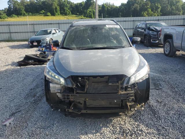  NISSAN KICKS 2024 Szary