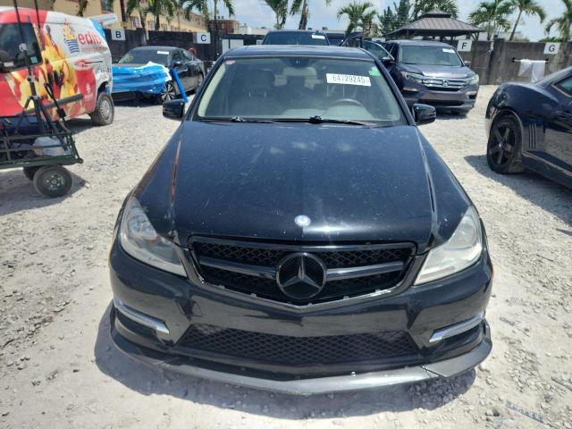  MERCEDES-BENZ C-CLASS 2013 Czarny