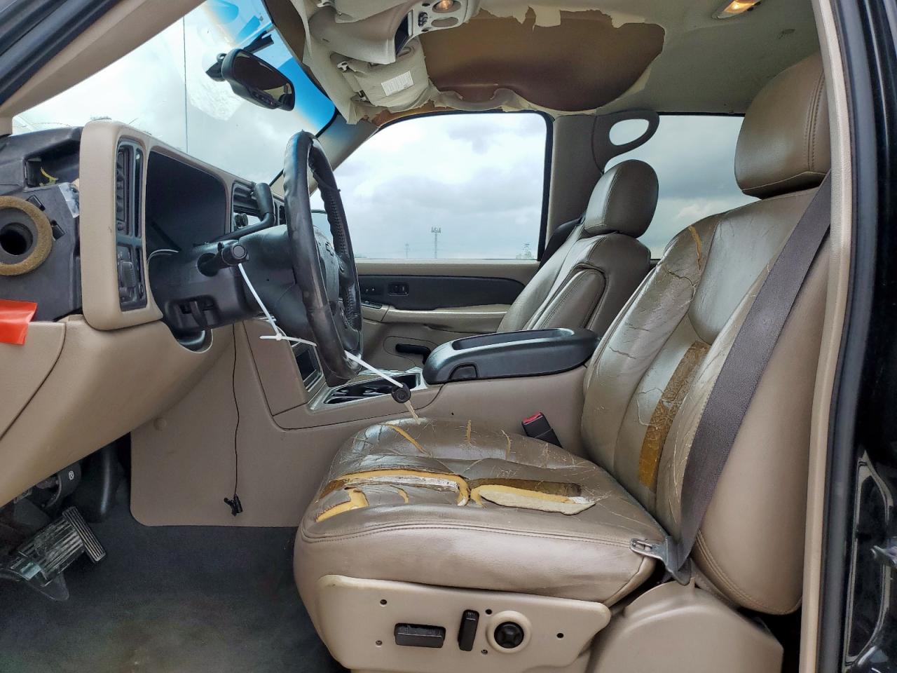 2004 Chevrolet Avalanche C1500 VIN: 3GNEC12T24G103794 Lot: 66498095