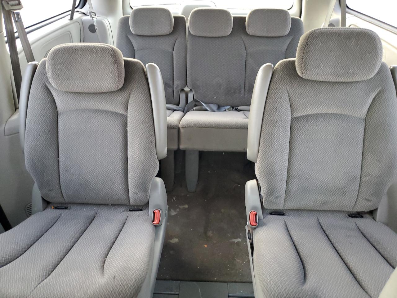 2005 Dodge Grand Caravan Se VIN: 2D4GP24R35R296131 Lot: 61439985