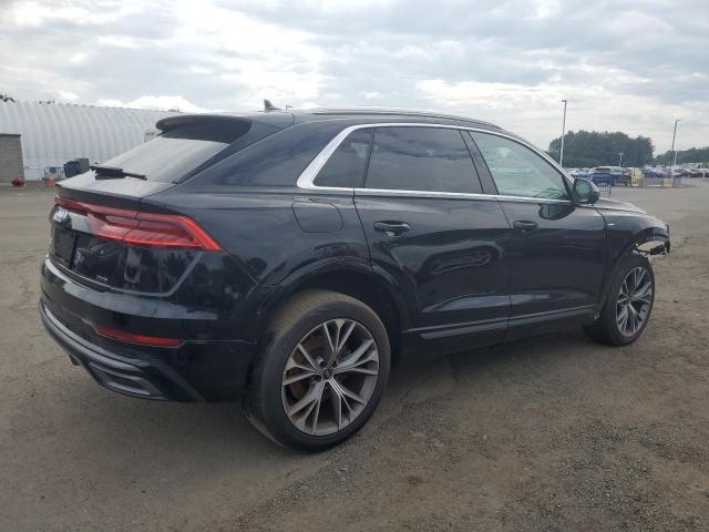  AUDI Q8 2021 Black