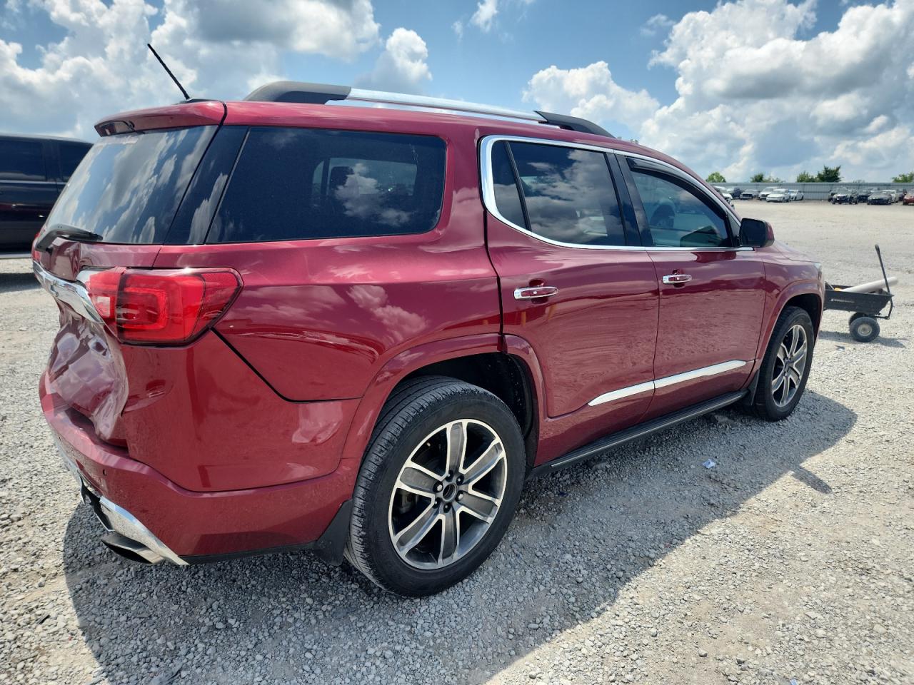 1gkknpls5kz174682 1GKKNPLS5KZ174682 2019 GMC Acadia Denali