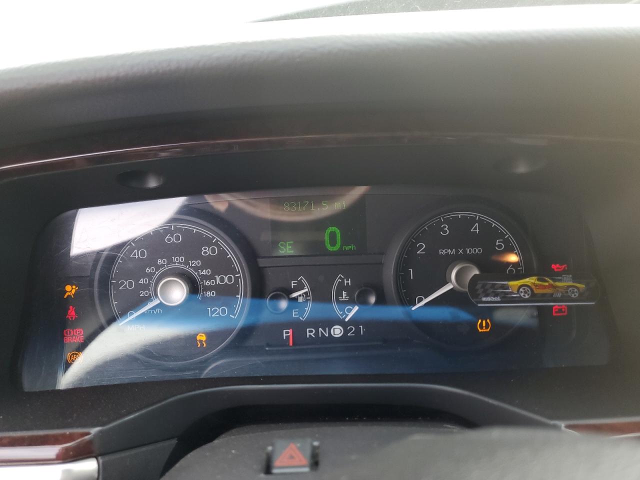 2010 Lincoln Town Car Signature Limited VIN: 2LNBL8CV6AX753097 Lot: 66018925