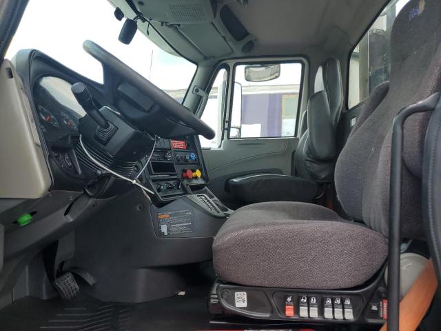 2017 INTERNATIONAL PROSTAR SEMI TRUCK