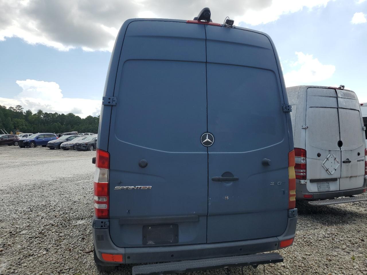 2018 Mercedes-Benz Sprinter 2500 VIN: WD3PE7CD2JP63784X Lot: 65521605