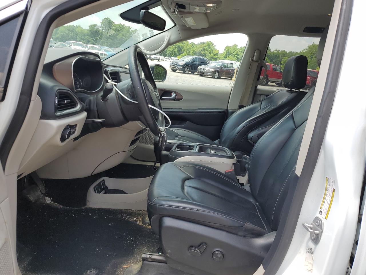 2021 Chrysler Voyager Lxi VIN: 2C4RC1DG8MR532670 Lot: 64261005