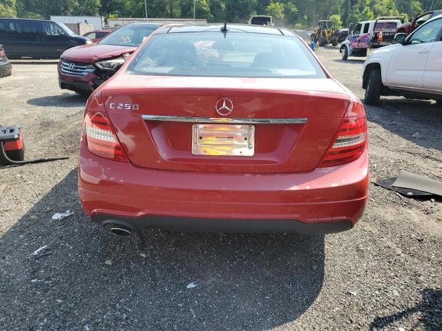 Coupet MERCEDES-BENZ C-CLASS 2015 Czerwony